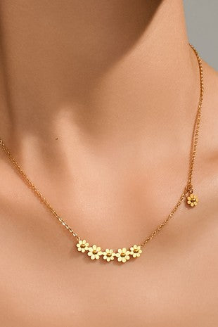 Single Flower Necklace