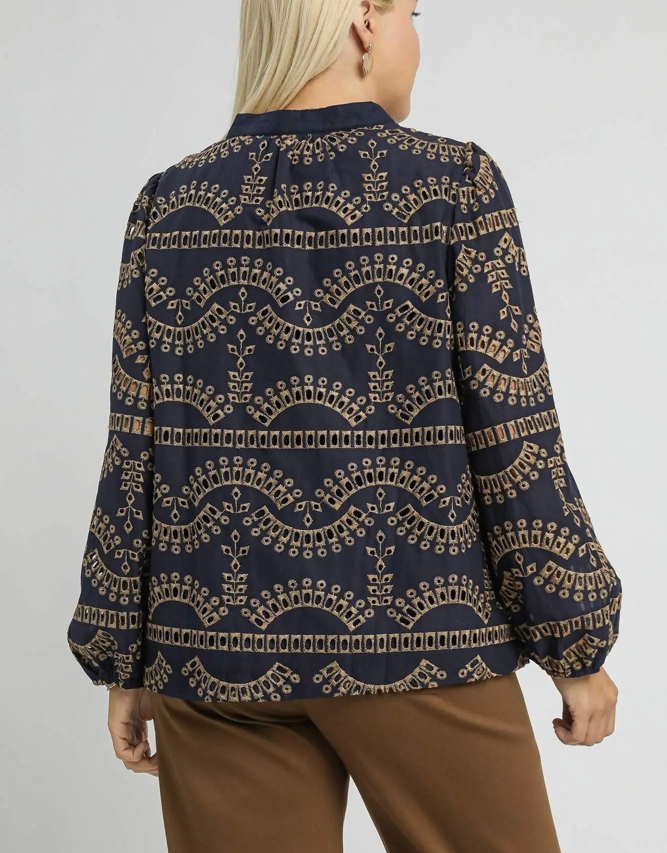 PLUS-Eyelet Long Sleeve Top