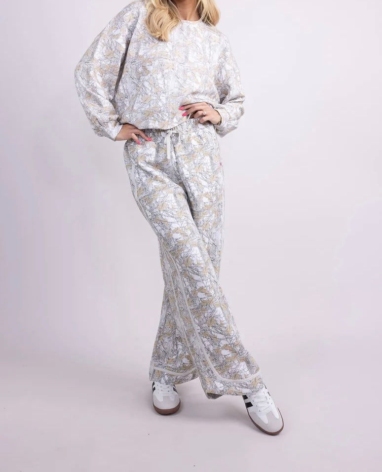 Simply Southern Camo Pant