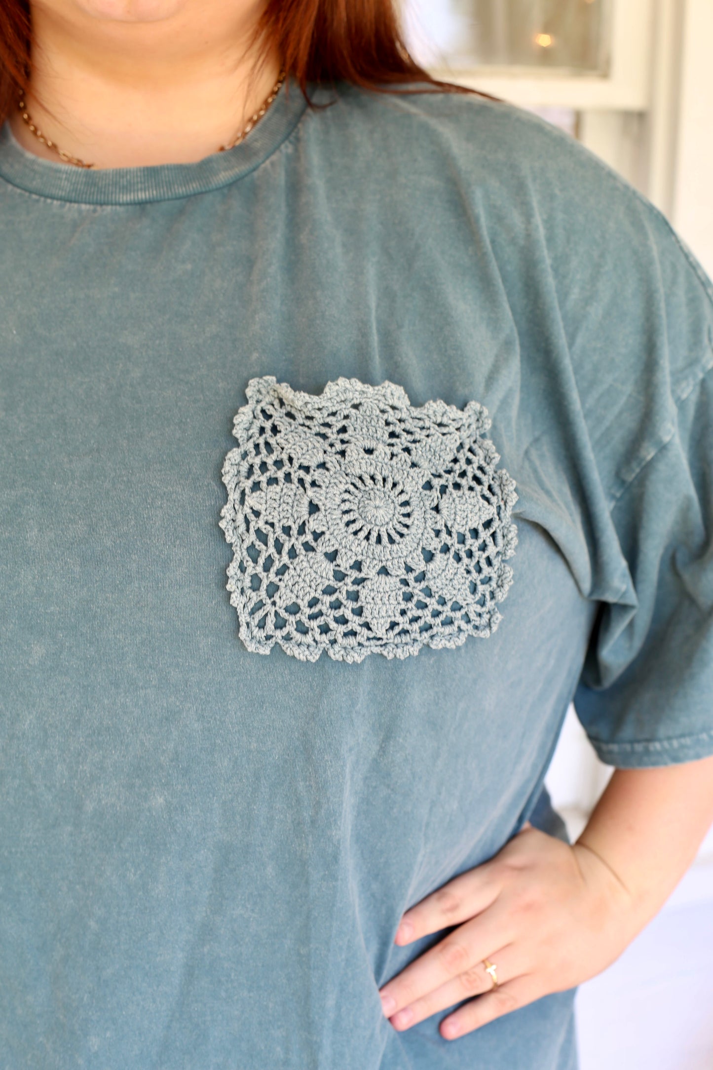 PLUS-Crochet Pocket Mineral Washed Top