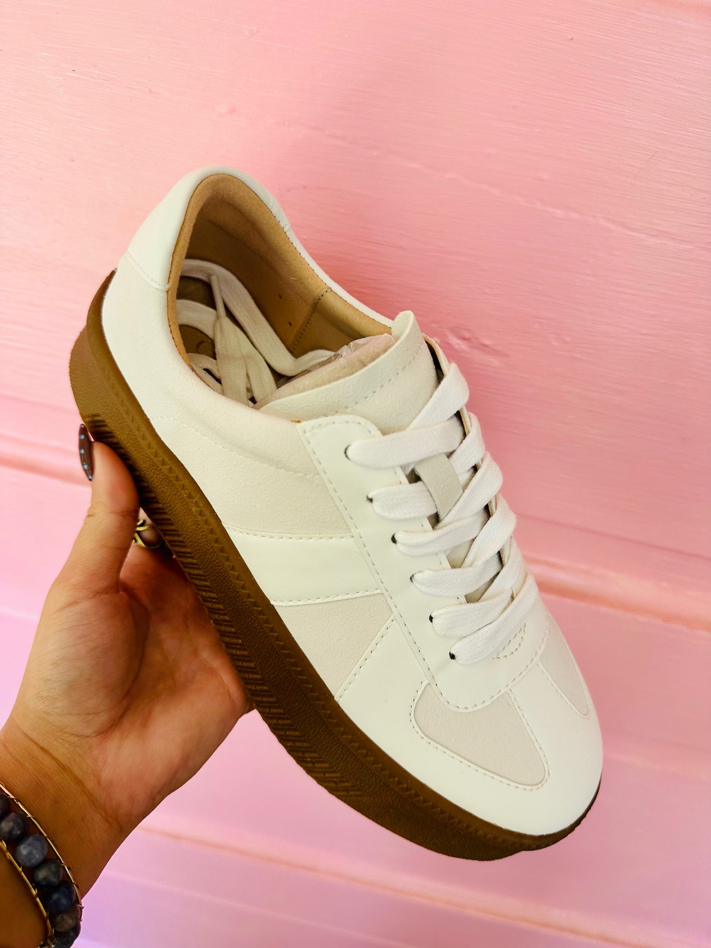 Warwick White Sneakers
