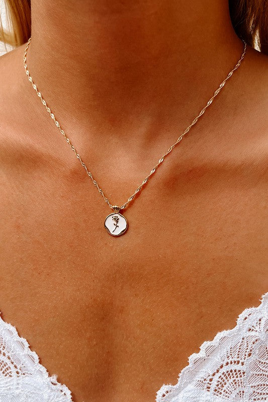 Belle Necklace
