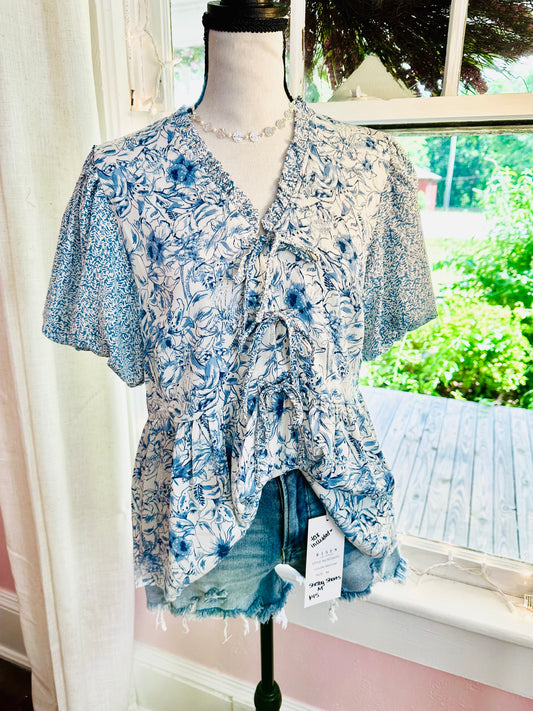 Blue Floral Puff Sleeve Top