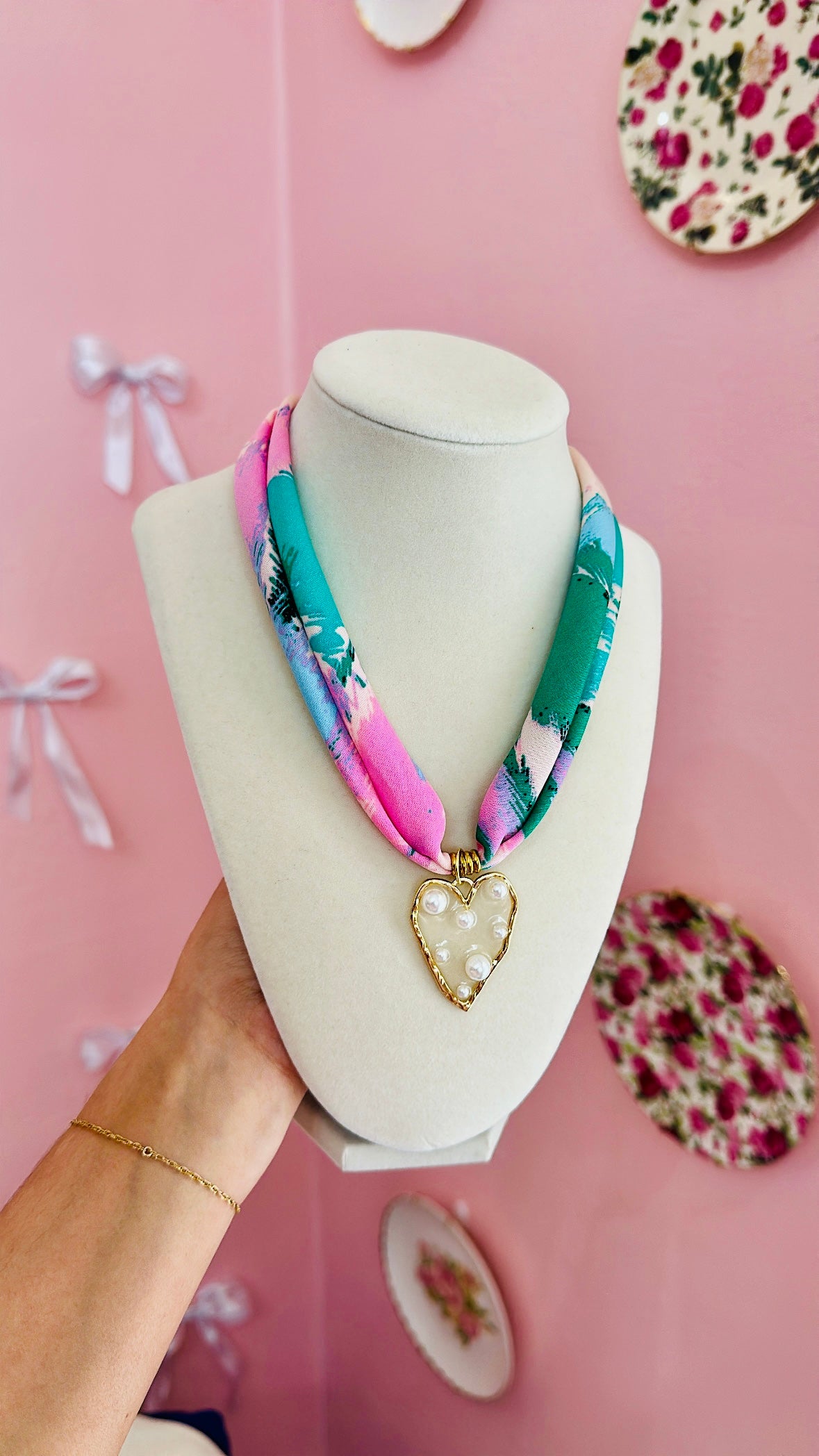 Bright Love Scarf Necklace