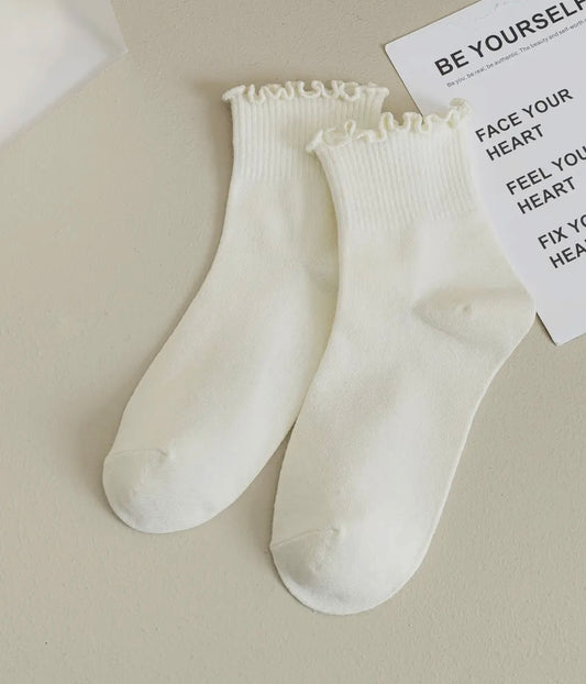 Solid Color Ruffle Ankle Socks