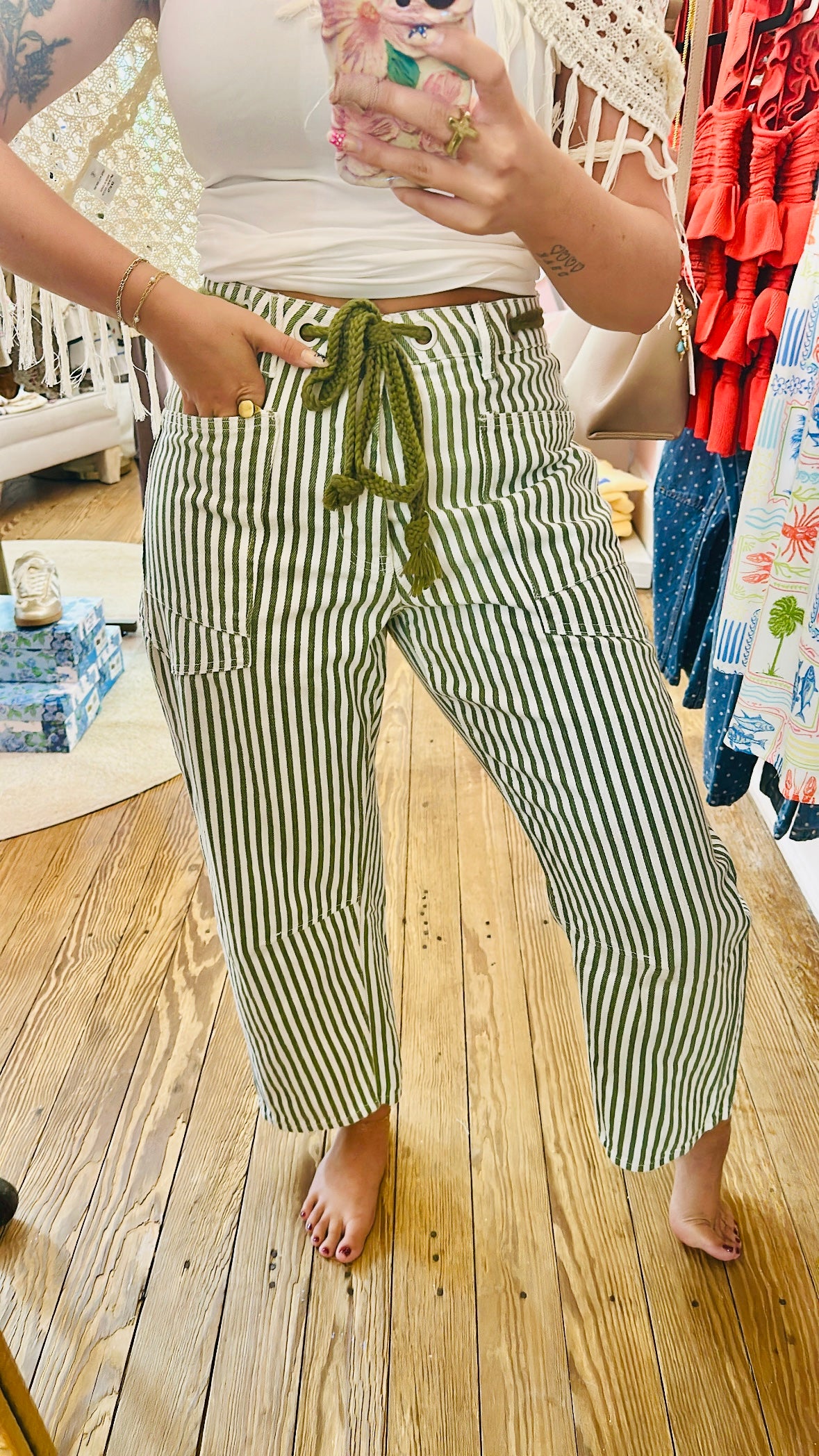 Evergreen Edge Barrel Jeans