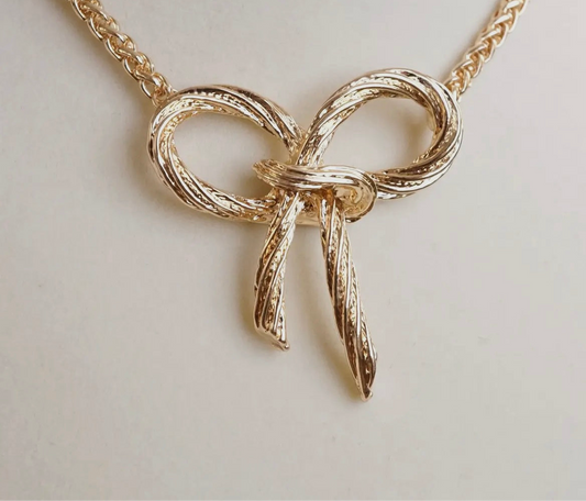 Large Rope Textured Bow Pendant Necklace