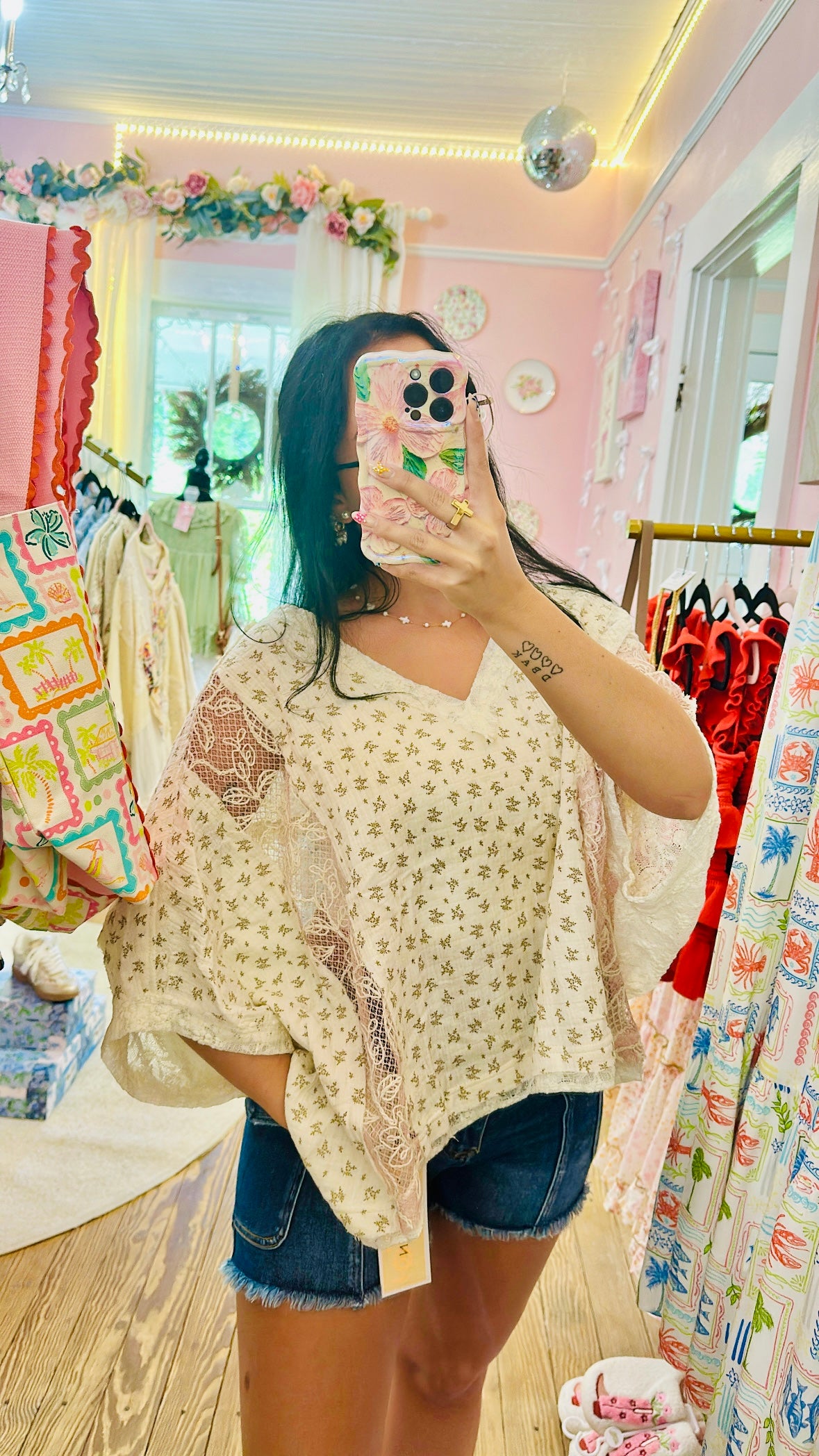 Petal Script Top