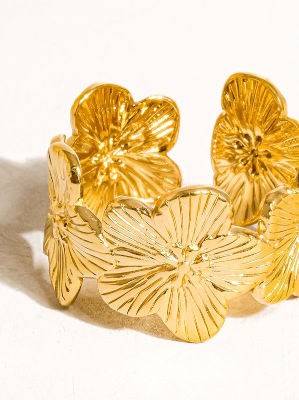 Connected Flower Ring