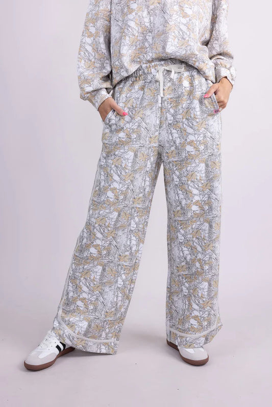 Simply Southern Camo Pant