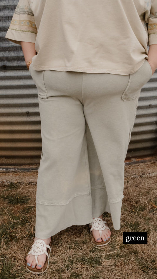 PLUS-Palazzo Pants