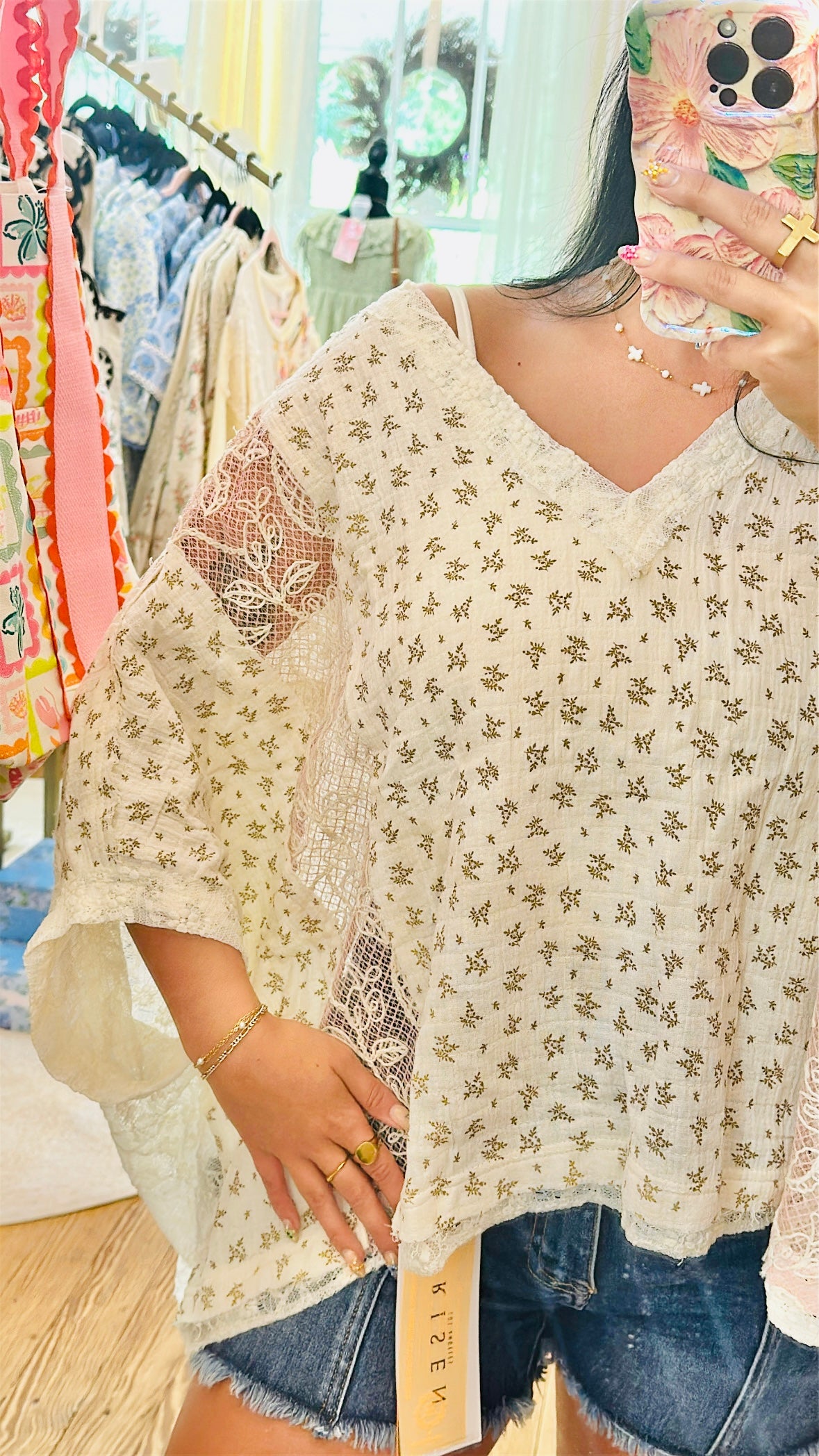 Petal Script Top