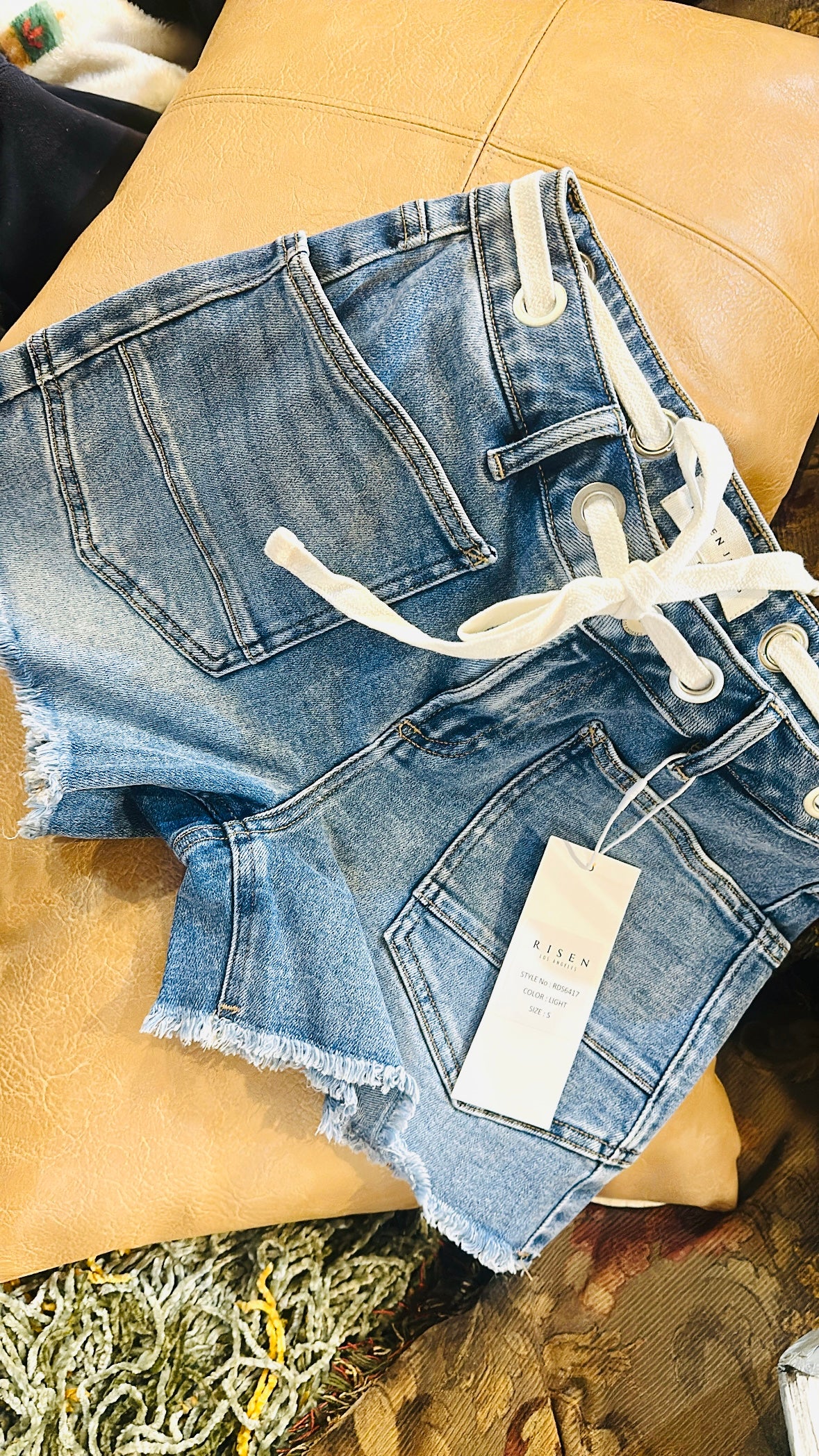 Risen-Slouchy Eyelet String Detail Shorts