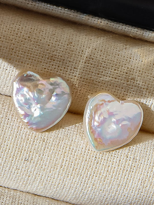 Pearl Heart Stud