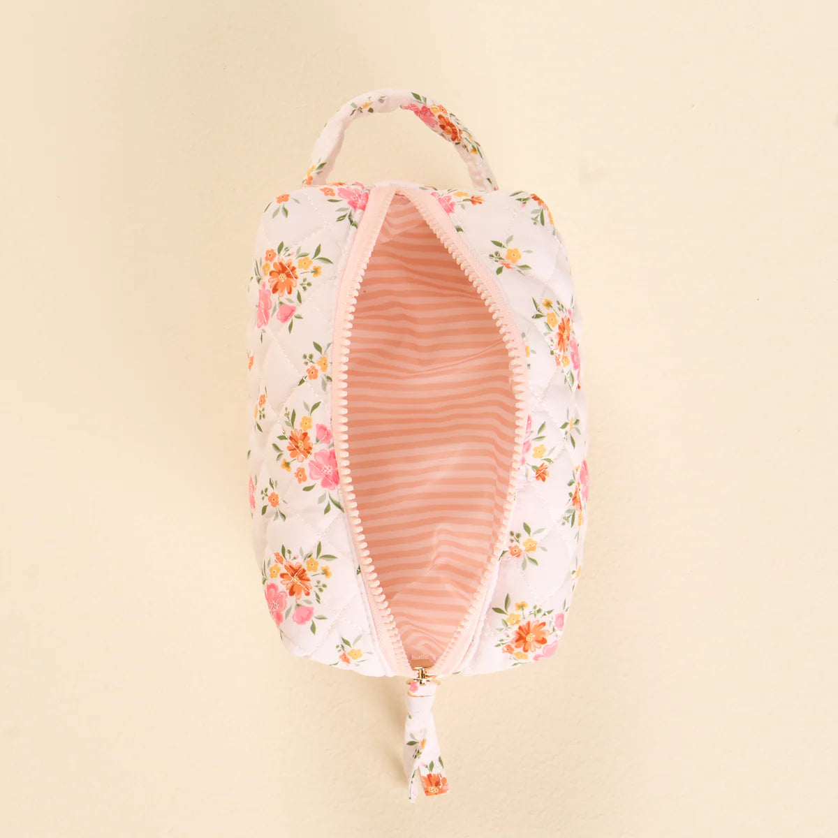 The Darling Affect-Essentials Quilted Cosmetic Bag