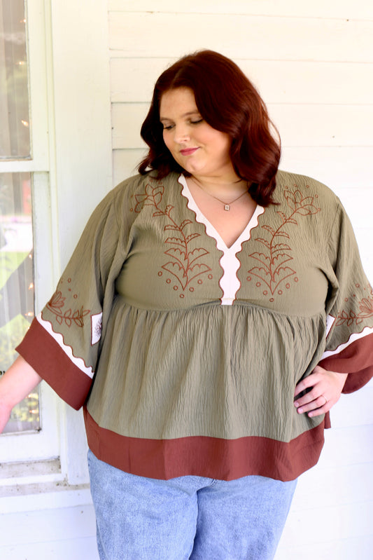 PLUS- Green Grace Blouse