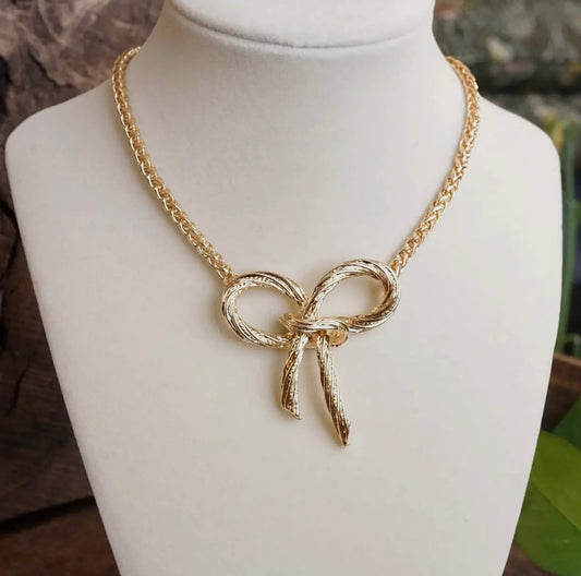 Large Rope Textured Bow Pendant Necklace