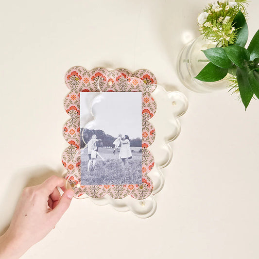The Darling Effect- Rectangle Scalloped Acrylic Frame