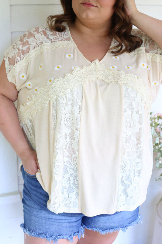 PLUS-Flower Lace Top